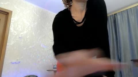 Snapshot of elenaza chatting on October 5, 2025, 6:50 pm elenaza online show from October 5, 2025, 6:50 pm