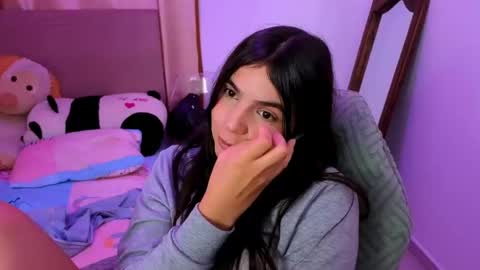 agnes online show from October 28, 2025, 7:49 pm