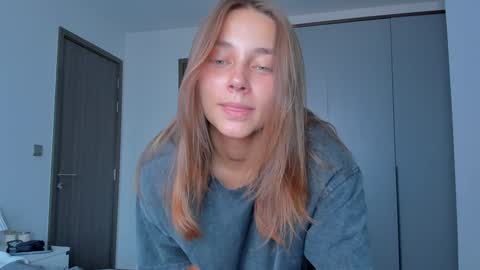 Eleonora online show from January 25, 2025, 9:15 am