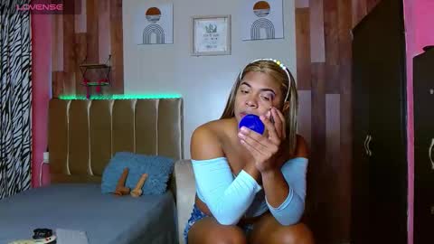 eletrabrowns online show from February 11, 2026, 11:32 pm