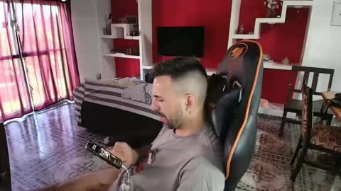 elfetas online show from February 9, 2025, 8:34 pm