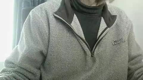 elfyonee online show from February 11, 2025, 9:53 am