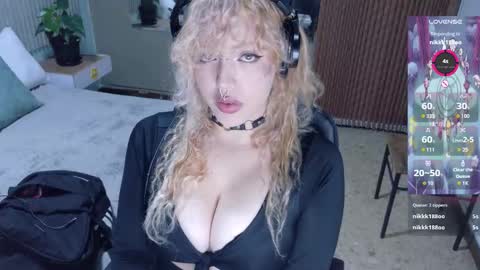 eli666uwu online show from September 15, 2025, 12:38 pm