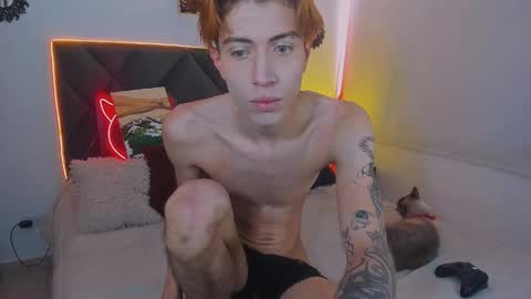 Snapshot of eliann_adam chatting on February 14, 2025, 6:19 pm eliann_adam online show from February 14, 2025, 6:19 pm