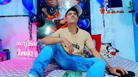 elias_salvatore_ online show from March 4, 2026, 12:38 am