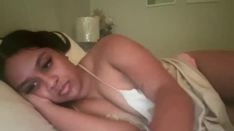 Snapshot of elibabyyy2 chatting on March 16, 2026, 5:44 am elibabyyy2 online show from March 16, 2026, 5:44 am