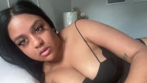 Snapshot of elibabyyy2 chatting on April 11, 2026, 2:32 pm elibabyyy2 online show from April 11, 2026, 2:32 pm