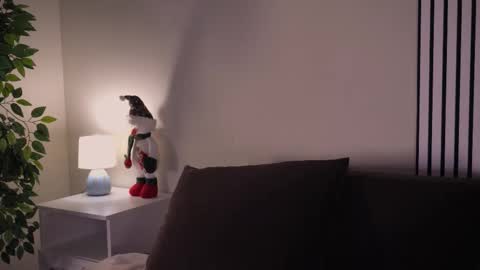 Ellie online show from November 29, 2025, 5:32 am