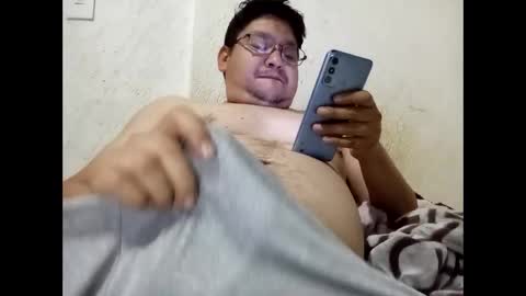 elimposstor online show from November 21, 2025, 1:32 pm