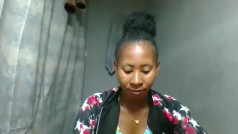 elina981 online show from February 6, 2026, 8:23 pm