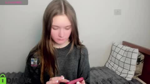 elina_x online show from May 10, 2026, 1:38 pm
