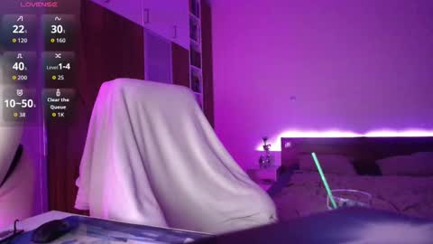Elina Rossi online show from April 9, 2026, 6:24 pm
