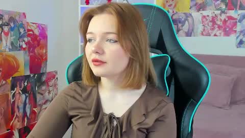 Snapshot of elinavale chatting on July 15, 2026, 5:12 am elinavale online show from July 15, 2026, 5:12 am