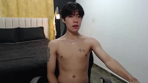 Snapshot of elio_collem chatting on February 13, 2025, 8:38 am ELIO online show from February 13, 2025, 8:38 am