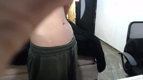 Snapshot of elio_collem chatting on March 12, 2025, 10:07 pm ELIO online show from March 12, 2025, 10:07 pm