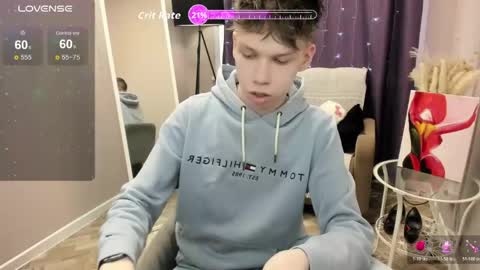 Snapshot of eliotmars chatting on April 23, 2026, 12:29 pm eliotmars online show from April 23, 2026, 12:29 pm