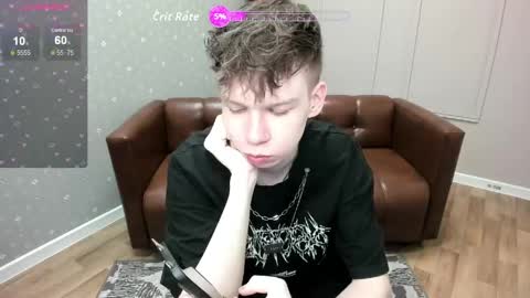 Snapshot of eliotmars chatting on May 24, 2026, 11:04 am eliotmars online show from May 24, 2026, 11:04 am