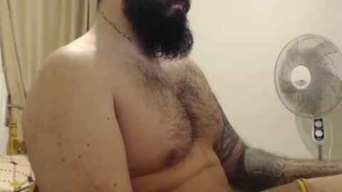 Snapshot of elis1992 chatting on January 25, 2025, 11:22 pm elis online show from January 25, 2025, 11:22 pm