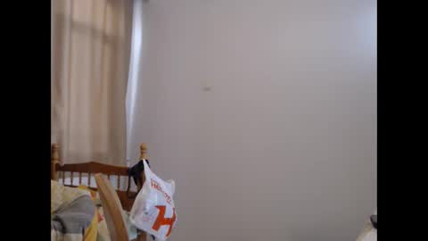 elis online show from November 24, 2025, 11:10 am