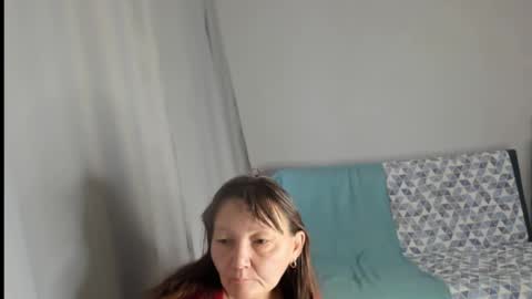 Elis online show from November 26, 2025, 1:39 am