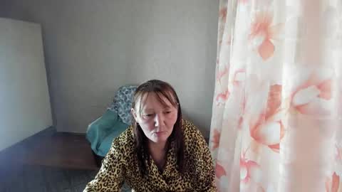 Elis online show from March 16, 2026, 2:06 am