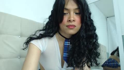 Snapshot of elisa_diaz_14 chatting on February 14, 2025, 2:07 am Elisa Diaz online show from February 14, 2025, 2:07 am