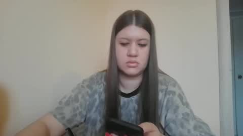 Snapshot of elisa_kollin chatting on January 26, 2025, 12:01 pm Aletta Oushen online show from January 26, 2025, 12:01 pm