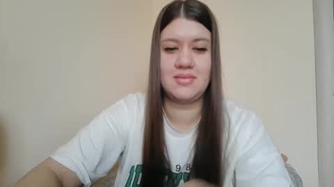 Snapshot of elisa_kollin chatting on January 29, 2025, 8:18 am Aletta Oushen online show from January 29, 2025, 8:18 am
