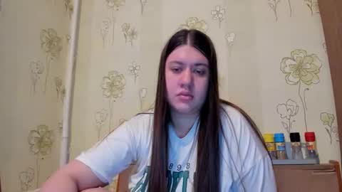 Snapshot of elisa_kollin chatting on February 7, 2025, 1:43 pm Aletta Oushen online show from February 7, 2025, 1:43 pm