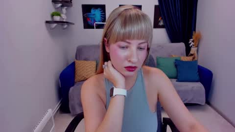 Snapshot of elisabethmills chatting on December 18, 2024, 8:57 pm Elisabeth online show from December 18, 2024, 8:57 pm