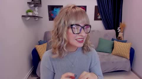 Snapshot of elisabethmills chatting on January 23, 2025, 4:37 pm Elisabeth online show from January 23, 2025, 4:37 pm