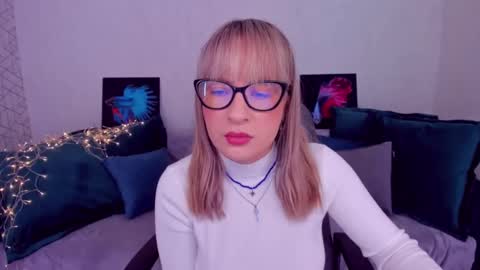 Snapshot of elisabethmills chatting on February 23, 2025, 11:22 am Elisabeth online show from February 23, 2025, 11:22 am