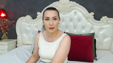 Krissy online show from June 15, 2026, 11:45 am