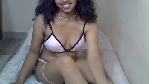 Snapshot of elisah01 chatting on March 26, 2026, 6:24 pm elisah01 online show from March 26, 2026, 6:24 pm