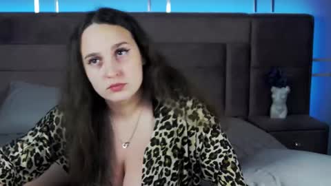 Elison online show from December 9, 2024, 12:51 pm