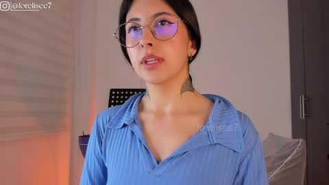 Snapshot of elise_77 chatting on January 23, 2025, 6:28 am Eli online show from January 23, 2025, 6:28 am