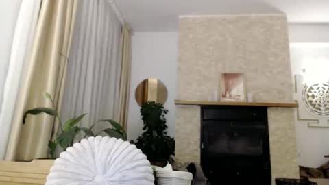 Snapshot of elise_bliss69 chatting on November 22, 2025, 5:23 pm elise_bliss69 online show from November 22, 2025, 5:23 pm