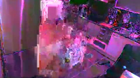 Snapshot of elise_tv chatting on September 25, 2025, 9:07 pm Barbie online show from September 25, 2025, 9:07 pm