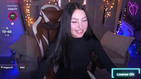 elisevelour online show from February 14, 2026, 2:25 pm