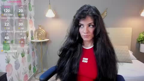 E L I S S A online show from December 21, 2024, 7:49 pm