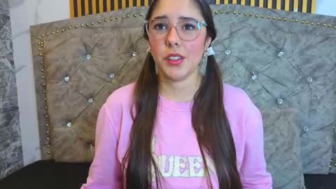 elisvega online show from February 23, 2026, 7:55 pm