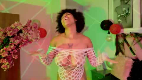 elit noa online show from October 22, 2025, 8:19 pm