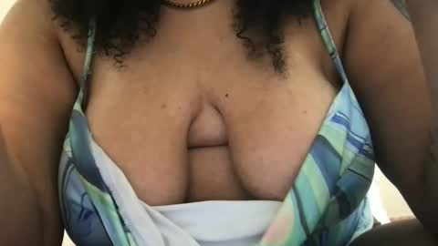 eliterd online show from October 5, 2025, 7:01 pm