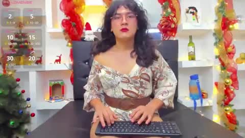 elith_berry69_ online show from December 17, 2024, 10:11 pm