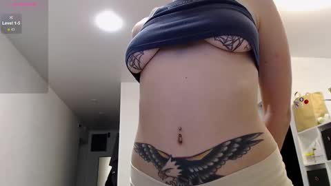 Ari online show from December 3, 2024, 4:28 pm