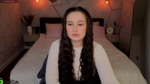 Snapshot of elizabet_collins chatting on April 23, 2026, 9:19 am Elizabet online show from April 23, 2026, 9:19 am