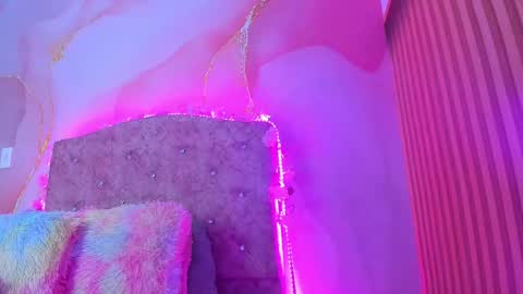 Montserrath online show from February 28, 2025, 3:37 am