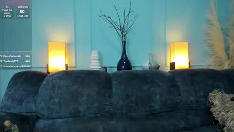 Snapshot of elizabeth_vonsweet chatting on February 1, 2025, 2:05 am Eli online show from February 1, 2025, 2:05 am