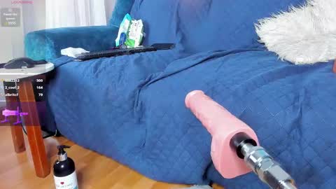 Snapshot of elizabeth_vonsweet chatting on March 5, 2025, 11:05 pm Eli online show from March 5, 2025, 11:05 pm