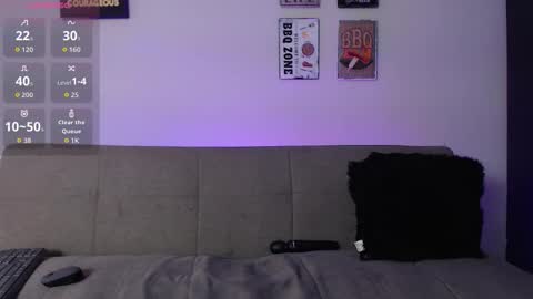 Elizabeth bolt    online show from October 12, 2025, 7:35 pm